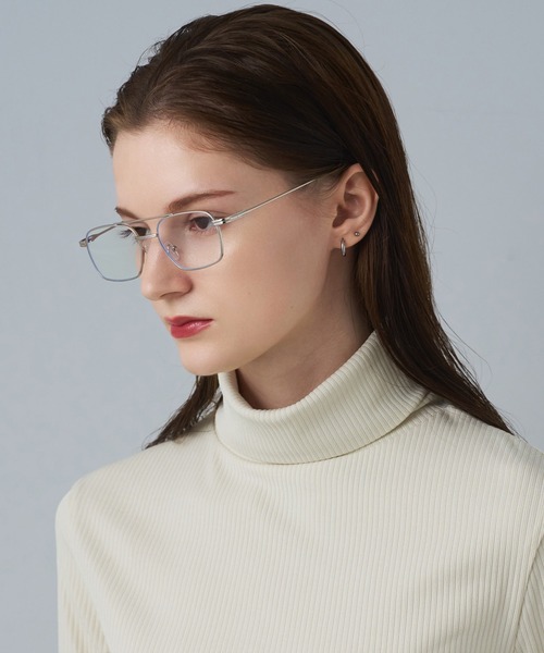 NUEF （ヌエフ）の「スクエア型｜クリアレンズ｜トレンド｜紫外線対策｜UVカット｜眼鏡｜NUEF｜ダブルブリッジクラシック（メガネ・レディース・シルバー/ゴールド/ゴールド系その他・FREE）」の12枚目の写真