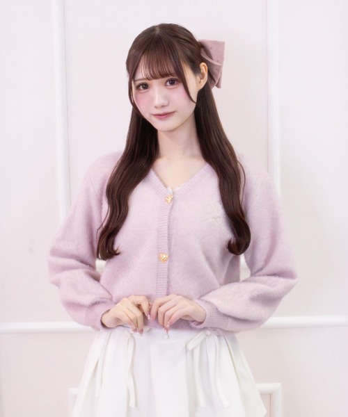 LAFARY(ラファリー)の「ロゴ刺繍カーディガン(カーディガン/ボレロ・レディース・ピンク/ホワイト・FREE)」の6枚目の写真
