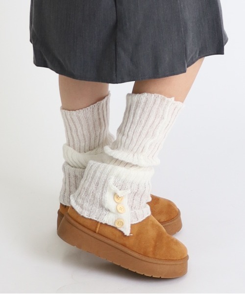 Vini（ヴィニ）の「ボタン付きレッグウォーマー（レッグウォーマー・レディース・ブラック/ホワイト・FREE）」の4枚目の写真