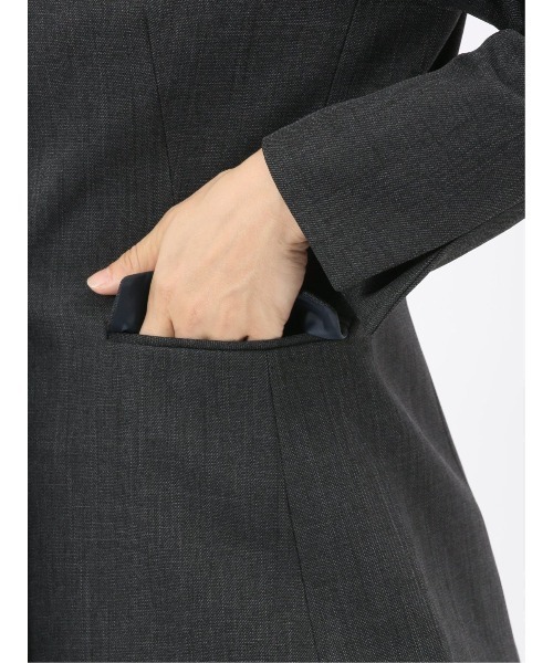 m.f.editorial（エムエフエディトリアル）の「【ストレッチ ウォッシャブル】m.f.エディトリアルレディース リラクシング カラーレスジャケット＋セミワイドパンツ シャーク紺（スーツセット・レディース・ネイビー・S/MEDIUM/LARGE/X-LARGE）」の5枚目の写真