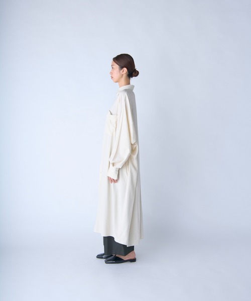c/est（シーエ）の「【 c/est / シーエ 】 FRANNY -SHIRTS ONE PIECE-  / シャツワンピース　2536008 API（ワンピース・レディース・オフホワイト/ネイビー・FREE）」の4枚目の写真