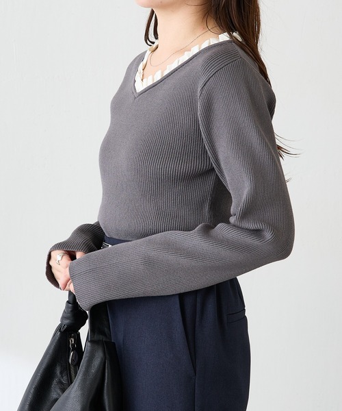 COLLAGE GALLARDAGALANTE（コラージュガリャルダガランテ）の「フリルリブニット（ニット/セーター・レディース・チャコールグレー/ベージュ・FREE）」の5枚目の写真