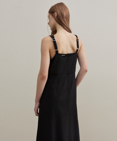 ARTID（アルティーダ）の「バックルビスチェワンピース_BLACK（ワンピース・レディース・ブラック・MEDIUM/SMALL）」の4枚目の写真
