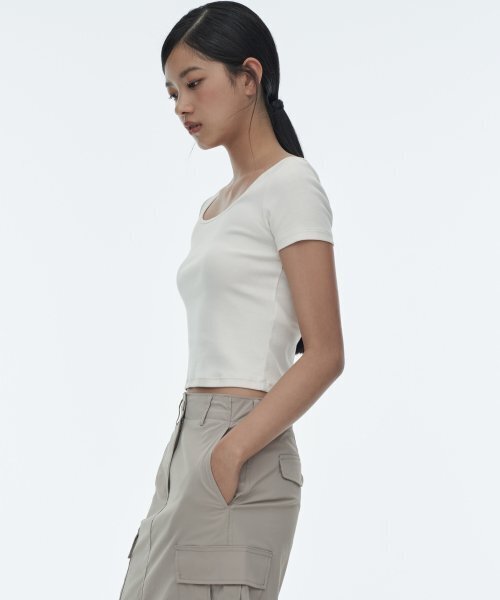 MUSINSA STANDARD WOMAN（ムシンサスタンダードウーマン）の「ウィメンズカーゴマキシスカート[ライトベージュ]（スカート・レディース・その他・SMALL/MEDIUM/LARGE/X-SMALL）」の4枚目の写真