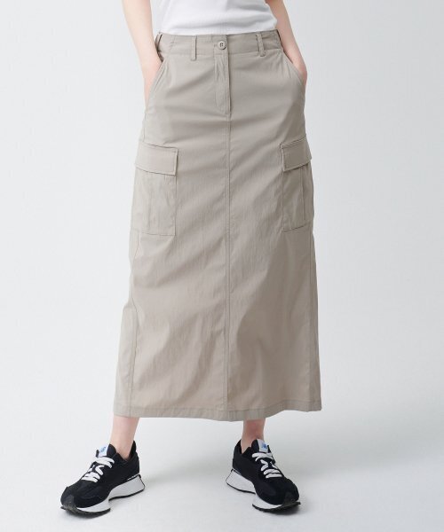 MUSINSA STANDARD WOMAN（ムシンサスタンダードウーマン）の「ウィメンズカーゴマキシスカート[ライトベージュ]（スカート・レディース・その他・SMALL/MEDIUM/LARGE/X-SMALL）」の5枚目の写真
