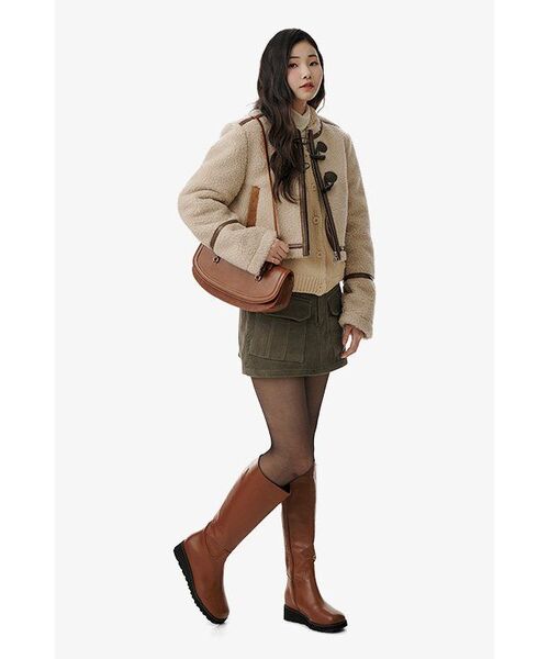 MUSINSA STANDARD WOMAN（ムシンサスタンダードウーマン）の「[ヒートタンダード] ウィメンズ リブスリム タートルネック Tシャツ [クリーム]（Tシャツ/カットソー・レディース・その他・SMALL/MEDIUM/LARGE/X-SMALL）」の8枚目の写真
