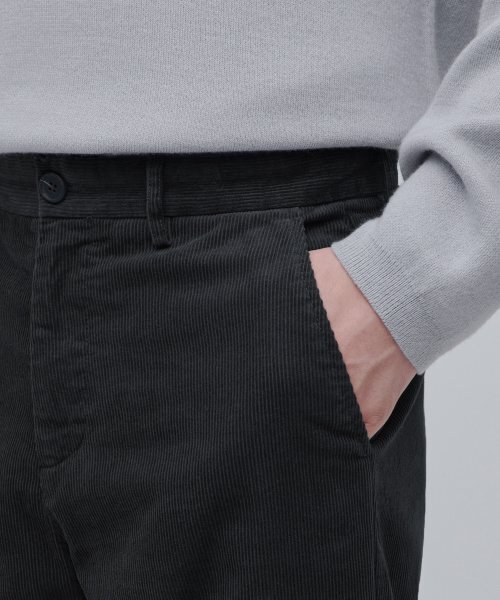 MUSINSA STANDARD（ムシンサスタンダード）の「レギュラーフィットコーデュロイパンツ[ダークグレー]（その他パンツ・メンズ・その他・29/30/31/33/26/27/28/38/36/34/32）」の5枚目の写真