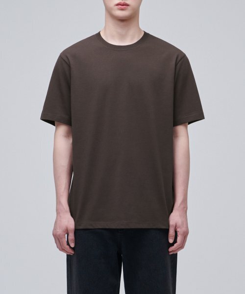 MUSINSA STANDARD（ムシンサスタンダード）の「[クールタンダード] ベーシッククルーネックTシャツ [ダークブラウン]（Tシャツ/カットソー・メンズ・その他・X-LARGE/XX-LARGE/XXX-LARGE/SMALL/MEDIUM/LARGE）」の4枚目の写真