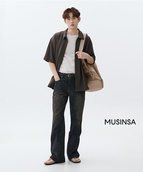 WESLEYHYUSTON(ウェズリーユーストン)の「HARSH DYEING SLUB DENIM PANTS BLACK(デニムパンツ・レディース・その他・SMALL/MEDIUM/LARGE/X-SMALL)」の2枚目の写真