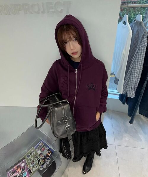 SUNBURNPROJECT(サンバーンプロジェクト)の「Logo Patch Hoodie Zip-up, PURPLE(パーカー・レディース・その他・FREE)」の5枚目の写真