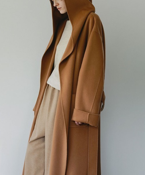 ETRE TOKYO(エトレトウキョウ)の「SANTEウールカシミヤフーディーリバーコート(その他アウター・レディース・キャメル/ネイビー・S/M)」の6枚目の写真
