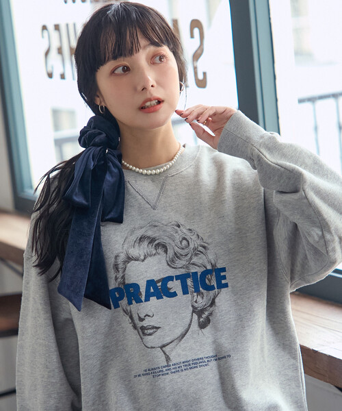 FREAK'S STORE(フリークスストア)の「パーソン フォトプリント スウェット/ロゴスウェット(スウェット・レディース・ライトグレー/チャコール・フリ-)」の22枚目の写真
