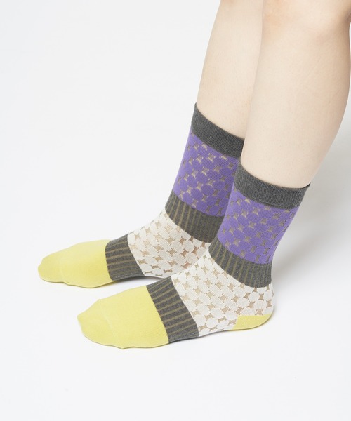 gomme（ゴム）の「ドットカラーブロックソックス（ソックス/靴下・レディース・グレー/ブラック/ホワイト/パープル・FREE）」の4枚目の写真