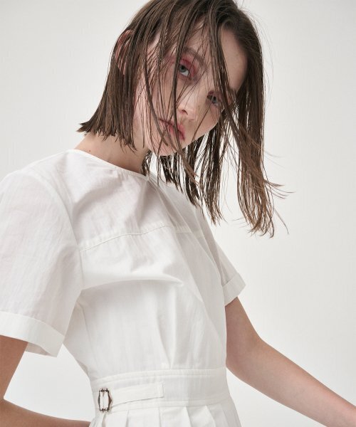 ETMON(エトモン)の「Half Sleeve Pleats Dress, White(ワンピース・レディース・その他・MEDIUM/SMALL)」の5枚目の写真