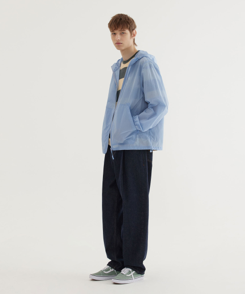 COVERNAT(カバーナット)の「パッカブル軽量ウィンドブレーカージャケット Blue(ナイロンジャケット・レディース・その他・SMALL/MEDIUM/LARGE/X-LARGE/XX-LARGE/X-SMALL)」の8枚目の写真