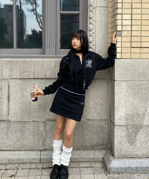NYXX（エヌワイエックスエックス）の「SNAP COLLAR SWEATSHIRT_SCALF SET BLACK（スウェット・レディース・その他・FREE）」の5枚目の写真