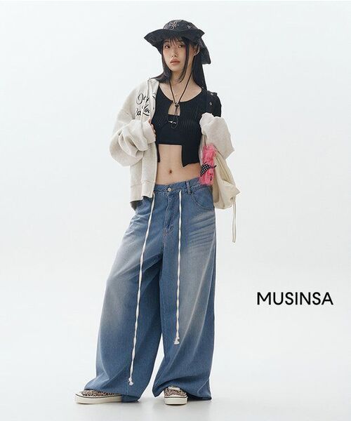 WHOLE PAPER(ホールペーパー)の「テンセルワイドデニムパンツ(ブルー)(デニムパンツ・レディース・ブルー・ONE)」の9枚目の写真