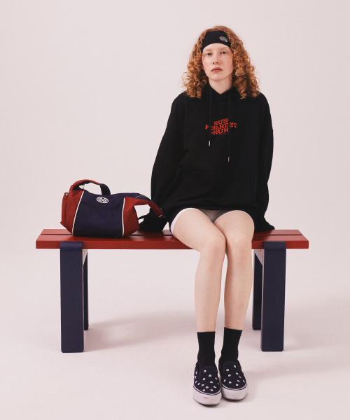 MENASOO（ミナス）の「For Rest Run Basic Hoodie_Black（パーカー・レディース・ブラック・SMALL/MEDIUM）」の4枚目の写真
