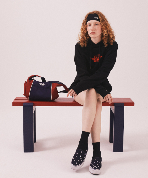 MENASOO（ミナス）の「For Rest Run Basic Hoodie_Black（パーカー・レディース・ブラック・SMALL/MEDIUM）」の5枚目の写真