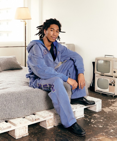 WOKE EDGE(ウォークエッジ)の「Faded Navy Sweat Pants/ストレートシルエット/ウォッシュ加工/スウェットパンツ/WOKE EDGE(スウェットパンツ・メンズ・ベージュ/ブルー・L/M)」の21枚目の写真