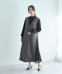 YECCA VECCA（イェッカヴェッカ）の「【2点SET】ブラウスセットプリーツMIXジャンスカ（ジャンパースカート）」