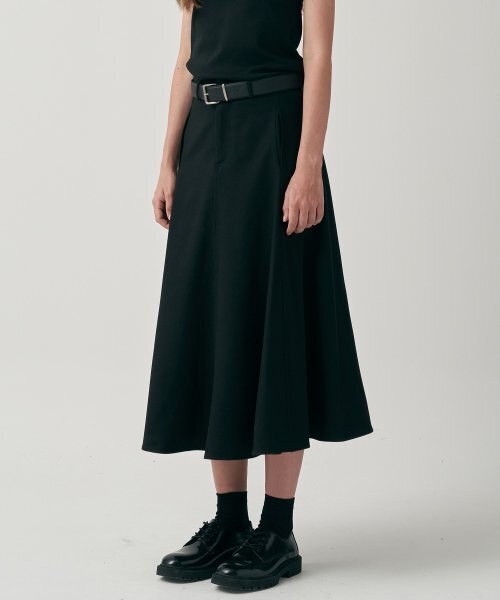 MOTT(モット)の「ウールフレアロングスカート - ブラック(スカート・レディース・その他・SMALL/MEDIUM)」の3枚目の写真
