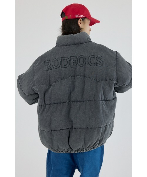 RODEO CROWNS WIDE BOWL(ロデオクラウンズワイドボウル)の「デニムパファージャケット(その他アウター・メンズ・ブラック/ライトブルー・MEDIUM/LARGE)」の5枚目の写真