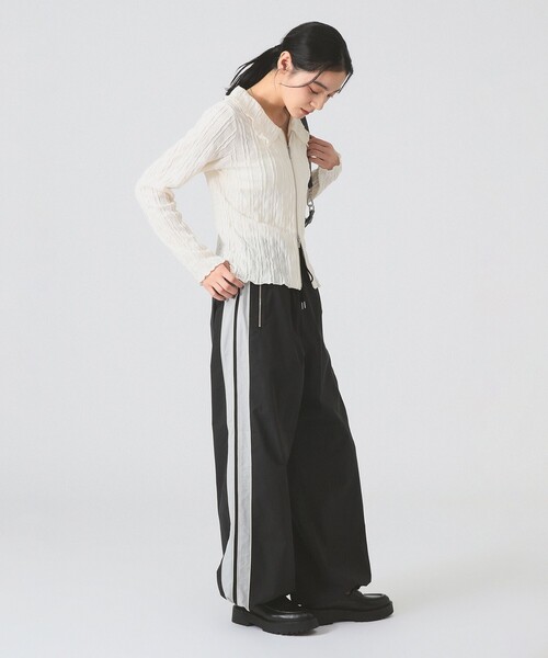 Ray BEAMS（レイビームス）の「Wライン トラック パンツ（その他パンツ・レディース・オフホワイト/ブラック・0/1）」の9枚目の写真