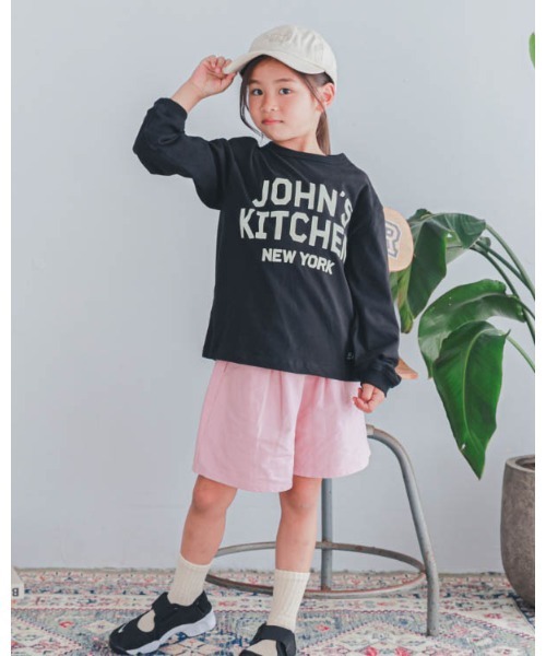 ZERO standerd(ゼロスタンダード)の「ゼロスタンダード JOHN'SロングTシャツ(Tシャツ/カットソー・キッズ・アイボリー/ブラック・110cm/120cm/130cm/140cm/150cm/160cm/100cm)」の3枚目の写真