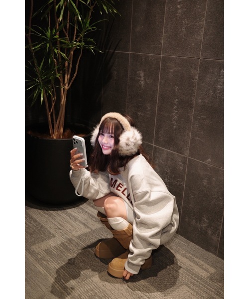 jumelle（ジュメロ）の「【トップス部門１位】ワッペンロゴスウェット（スウェット・レディース・グレー/ネイビー・FREE）」の22枚目の写真