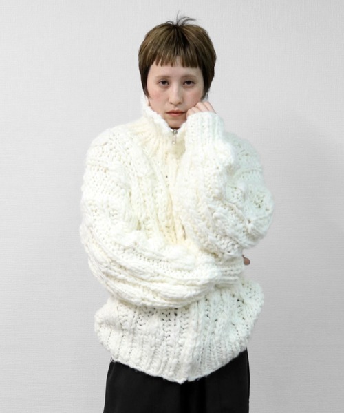 THE CELL.(ザセルドット)の「ビッグスラブ手編みジップカーディガン BIG SLUB HAND-KNIT ZIP CARDIGAN(ニット/セーター・レディース・オフホワイト・FREE)」の16枚目の写真