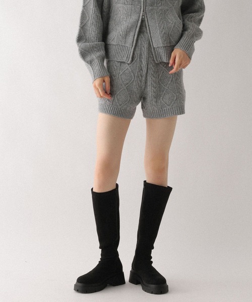 Heather（ヘザー）の「ケーブルニットコンパクトショートパンツ　643038（その他パンツ・レディース・アイボリー/グレー/ベージュ/ブラウン・FREE）」の2枚目の写真