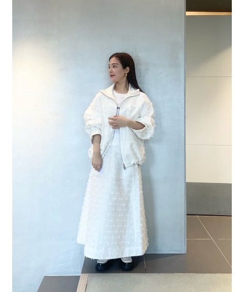 ESTNATION（エストネーション）の「ESTNATION / リボンカットジャガードブルゾン（ブルゾン・レディース・ホワイト/ブラック・FREE）」の16枚目の写真