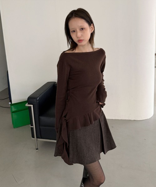 4INT.（フォイント）の「【インナーパンツ付き】フェルト フレア プリーツ ミニ スカート（スカート・レディース・ブラウン/チャコール・FREE）」の8枚目の写真