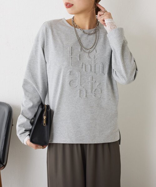 Jena espace merveilleux（ジェナ　エスパスメルヴェイユ）の「エンボスロゴカットソー（Tシャツ/カットソー・レディース・オフホワイト/グレー/チャコールグレー・FREE）」の6枚目の写真