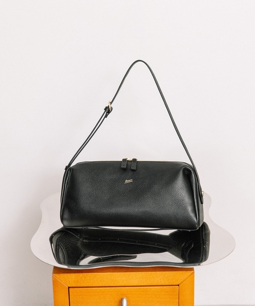 Beau're（ヴュレ）の「BEAURE スリム ロング ショルダー（ショルダーバッグ・レディース・シルバー/ブラック・FREE）」の17枚目の写真