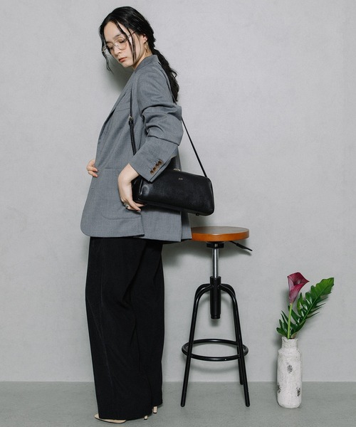 Beau're（ヴュレ）の「BEAURE スリム ロング ショルダー（ショルダーバッグ・レディース・シルバー/ブラック・FREE）」の3枚目の写真