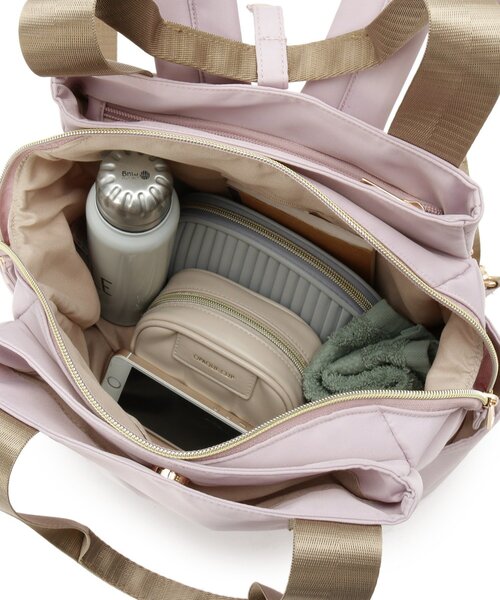 SHOO・LA・RUE（シューラルー）の「【撥水／2WAY】トートにもなる低反発ベルトの3層リュック（バックパック/リュック・レディース・ライトパープル/ベージュ/ブラック・00）」の20枚目の写真