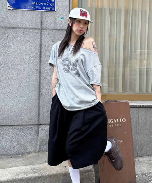 CHICKS(チックス)の「ノッティングヒルフェミニンワンショルダー半袖メランジ(Tシャツ/カットソー・レディース・その他・FREE)」の13枚目の写真