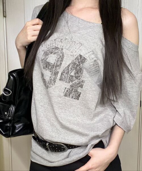 CHICKS(チックス)の「ノッティングヒルフェミニンワンショルダー半袖メランジ(Tシャツ/カットソー・レディース・その他・FREE)」の15枚目の写真
