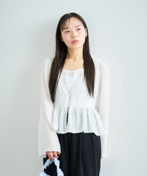 U by SPICK&SPAN（ユーバイスピックアンドスパン）の「シアーシャギースクエアネックブラウス（シャツ/ブラウス・レディース・ブラック/ホワイト・FREE）」の2枚目の写真