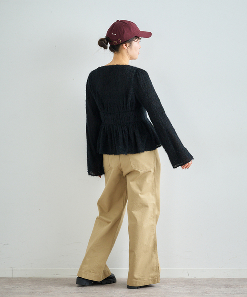 U by SPICK&SPAN（ユーバイスピックアンドスパン）の「シアーシャギースクエアネックブラウス（シャツ/ブラウス・レディース・ブラック/ホワイト・FREE）」の8枚目の写真