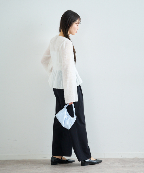 U by SPICK&SPAN（ユーバイスピックアンドスパン）の「シアーシャギースクエアネックブラウス（シャツ/ブラウス・レディース・ブラック/ホワイト・FREE）」の19枚目の写真