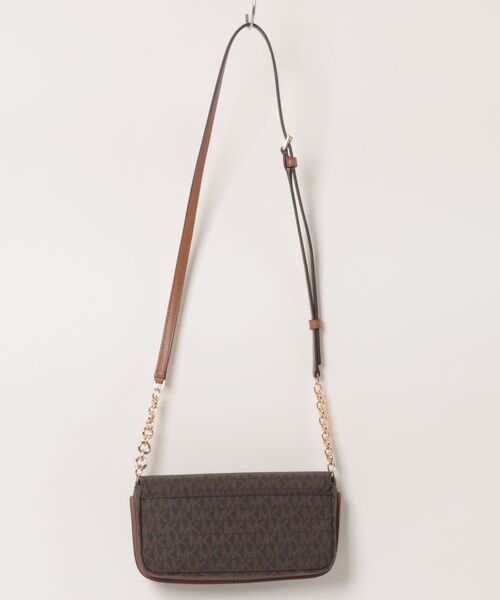 MICHAEL KORS(マイケルコース)の「NOLITA フラップ チェーン クロスボディ スモール - MKシグネチャー(ショルダーバッグ・レディース・ブラウン系その他・FREE)」の5枚目の写真