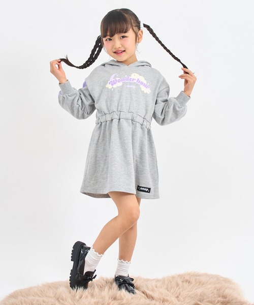 ANAP kids（アナップキッズ）の「リボン ネコ耳 フーディー スウェット ワンピース（ワンピース・キッズ・ラベンダー/ライトグレー・110/120/130）」の18枚目の写真