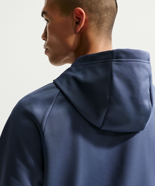 NIKE(ナイキ)の「ナイキ NIKE ナイキ TF PO フリース L/S フーディ GFX(パーカー・メンズ・ブラック/ブルーグレー・S/M/L/LL/3L)」の9枚目の写真