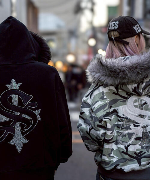 SUPPLIER(サプライヤー)の「SUPPLIER/サプライヤー/【LHP EXCLUSIVE】FAUX FUR CROPPED CROSS ZIP HOODIE(パーカー・レディース・その他2・L/M/XL)」の3枚目の写真