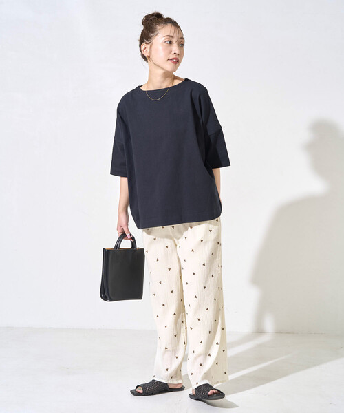 FREAK'S STORE(フリークスストア)の「限定展開 ボートネック バスク 半袖 Tシャツ(Tシャツ/カットソー・レディース・オフホワイト/ブラック/ライトグレー/ブラウン/レッド/グリーン/イエロー/ネイビー/ピンク・フリ-)」の22枚目の写真