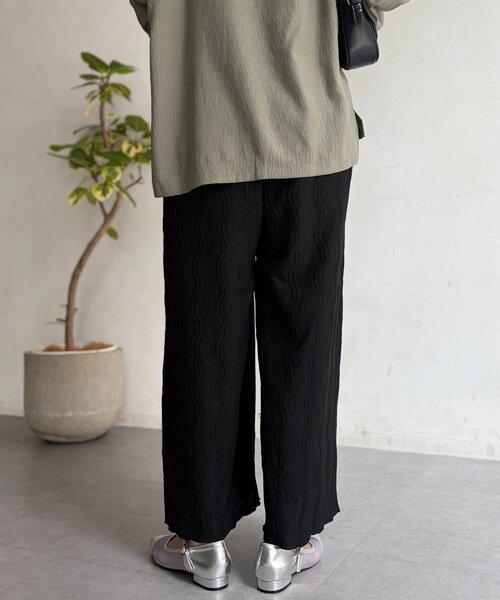 Chez toi（シェトワ）の「ウエーヴ柄ワイドパンツ（その他パンツ・レディース・ブラック/ライム/ベージュ・FREE）」の7枚目の写真