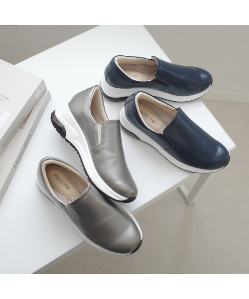 Pointer(shoes)(ポインター)の「【日本製・本革】4.5cmヒール スリッポンシューズ(スリッポン・レディース・グレー系その他/ブラック/ネイビー/ホワイト/グレイッシュベージュ・24.5cm/23cm/22.5cm/23.5cm/24cm)」の17枚目の写真
